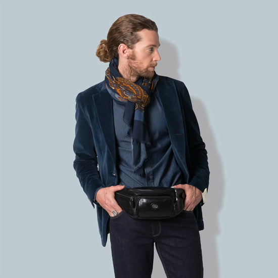 Gürteltasche| Bodybag The Bridge 42 x 13,5cm in Schwarz mit Reißverschluss - leder-accessoires.com