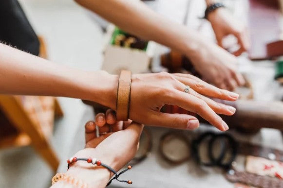 ARMBÄNDER DAMEN & HERREN