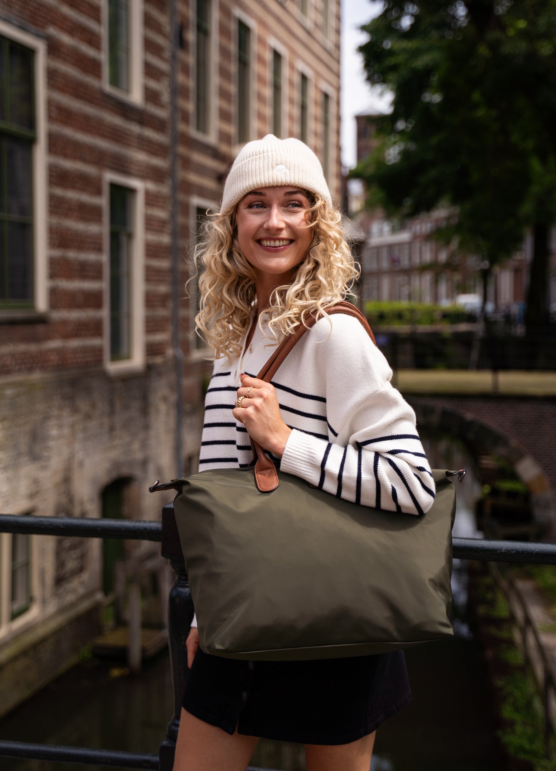 Shopper 51x33cm Schwarz aus Nylon|Polyester - leder-accessoires.com