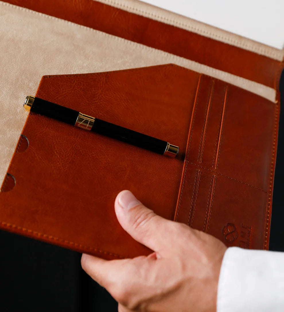 Schreibmappe-| Organizer A4 in Cognac - leder-accessoires.com