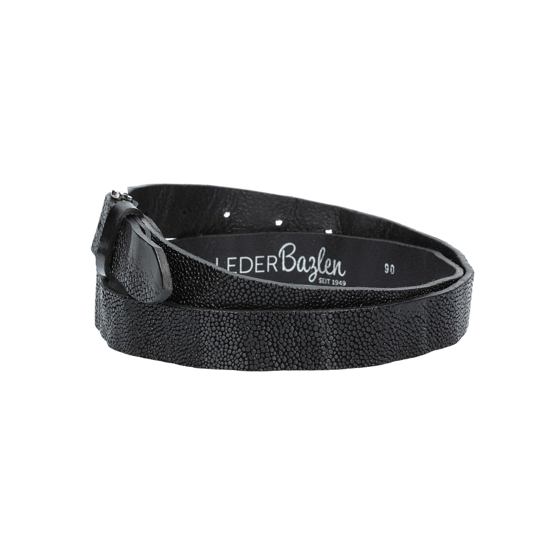 Ledergürtel Schwarz 25mm in Rochenoptik mit Dornschließe - leder-accessoires.com