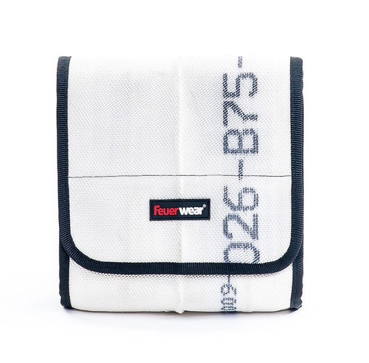 Umhängetasche Carl in Weiß - leder-accessoires.com