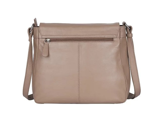 Umhängetasche aus Leder in Taupe|Beige mit Überschlag