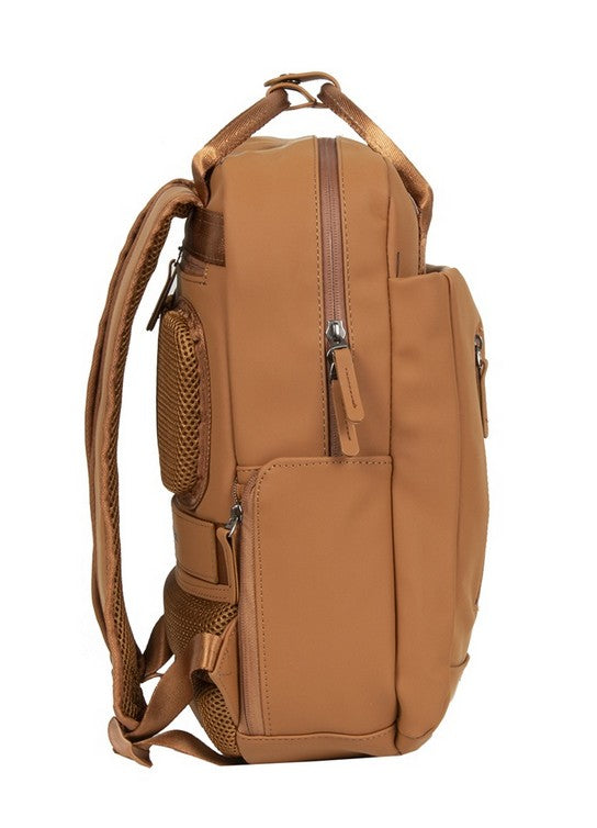 Laptoprucksack 9L in Cognac mit verschweißten Reißverschlüssen