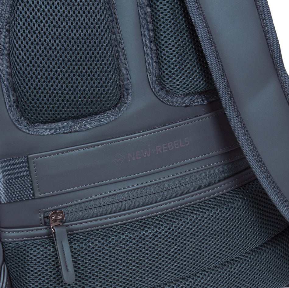 Rucksack 11L in Grün-Metallic mit Vortasche