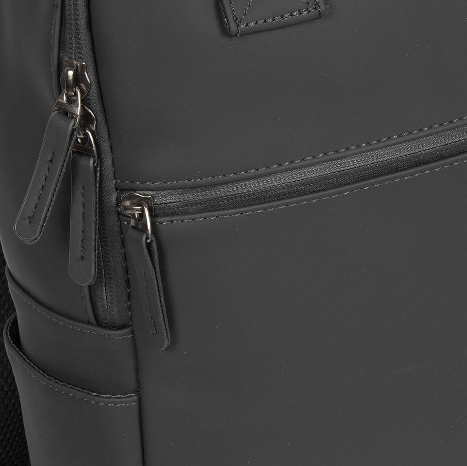 Laptoprucksack 12L in Schwarz mit Kurzgriff als Tasche