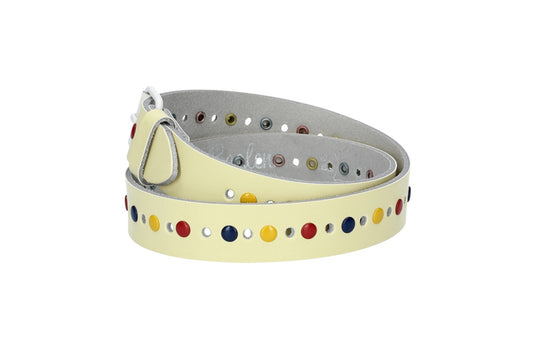 Ledergürtel Kids 25mm in Hellgelb mit durchgehender Lochung, bunten Nieten und weißer Rollschließe - leder-accessoires.com