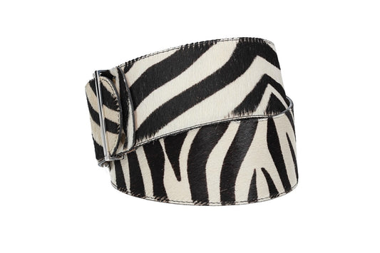 Formgürtel Fell 60mm in Zebraoptik mit Vollschließe in Silber - leder-accessoires.com