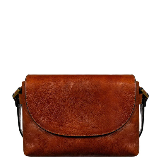 Umhängetasche|Crossover 24 x 17cm in Cognac aus Leder mit Überschlag - leder-accessoires.com