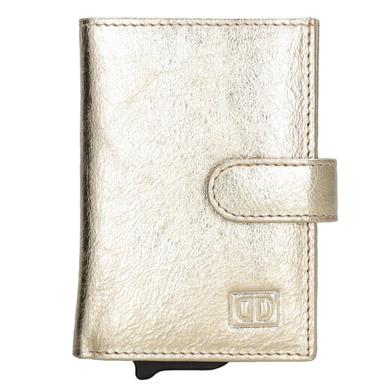 Kartenetui| Safty Wallet 7x10cm in Gold mit Druckknopf - leder-accessoires.com