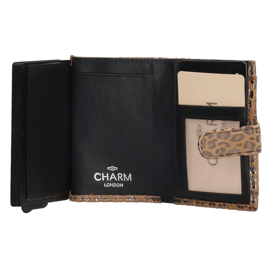 Kartenetui| Safty Wallet 7x10cm in Leo-Optik Beige-Metallic mit Druckknopf - leder-accessoires.com