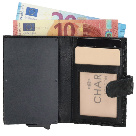 Kartenetui| Safty Wallet 7x10cm in Leo-Optik Schwarz-Metallic mit Druckknopf - leder-accessoires.com
