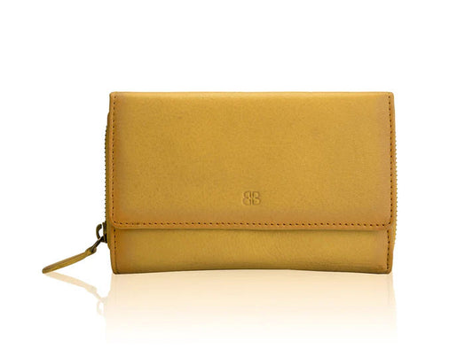 Gelbe Damenbörse aus handverlesenem Rindsleder im Querformat mit Überschlag