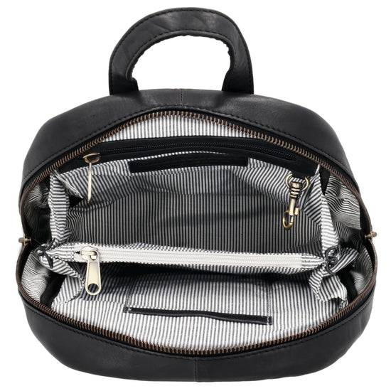 Rucksack 23,5 x 28,5cm in Schwarz mit Reißverschluss und Vortasche - leder-accessoires.com