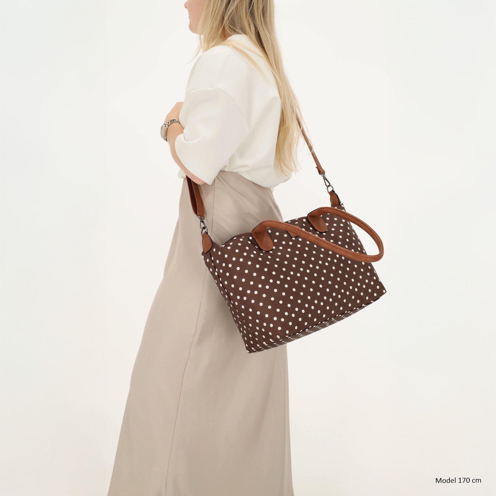 Schultertasche 42x25cm in Punkte Weiß|Braun aus Nylon - leder-accessoires.com