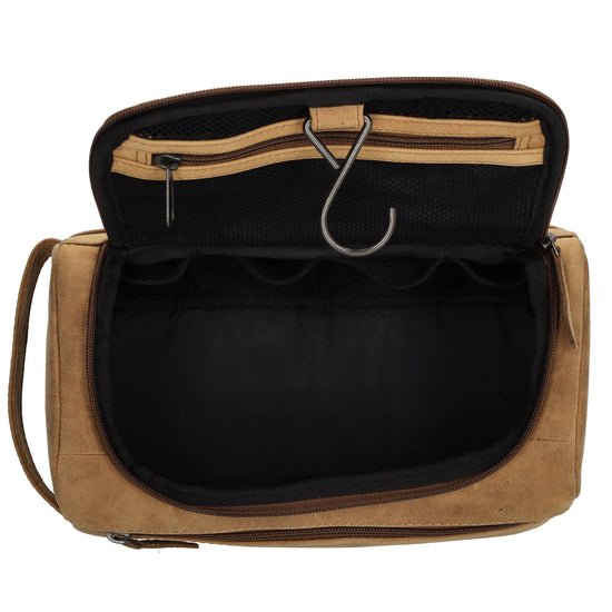 Kulturtasche 26x14,5cm in Cognac aus Leder zum Hängen - leder-accessoires.com