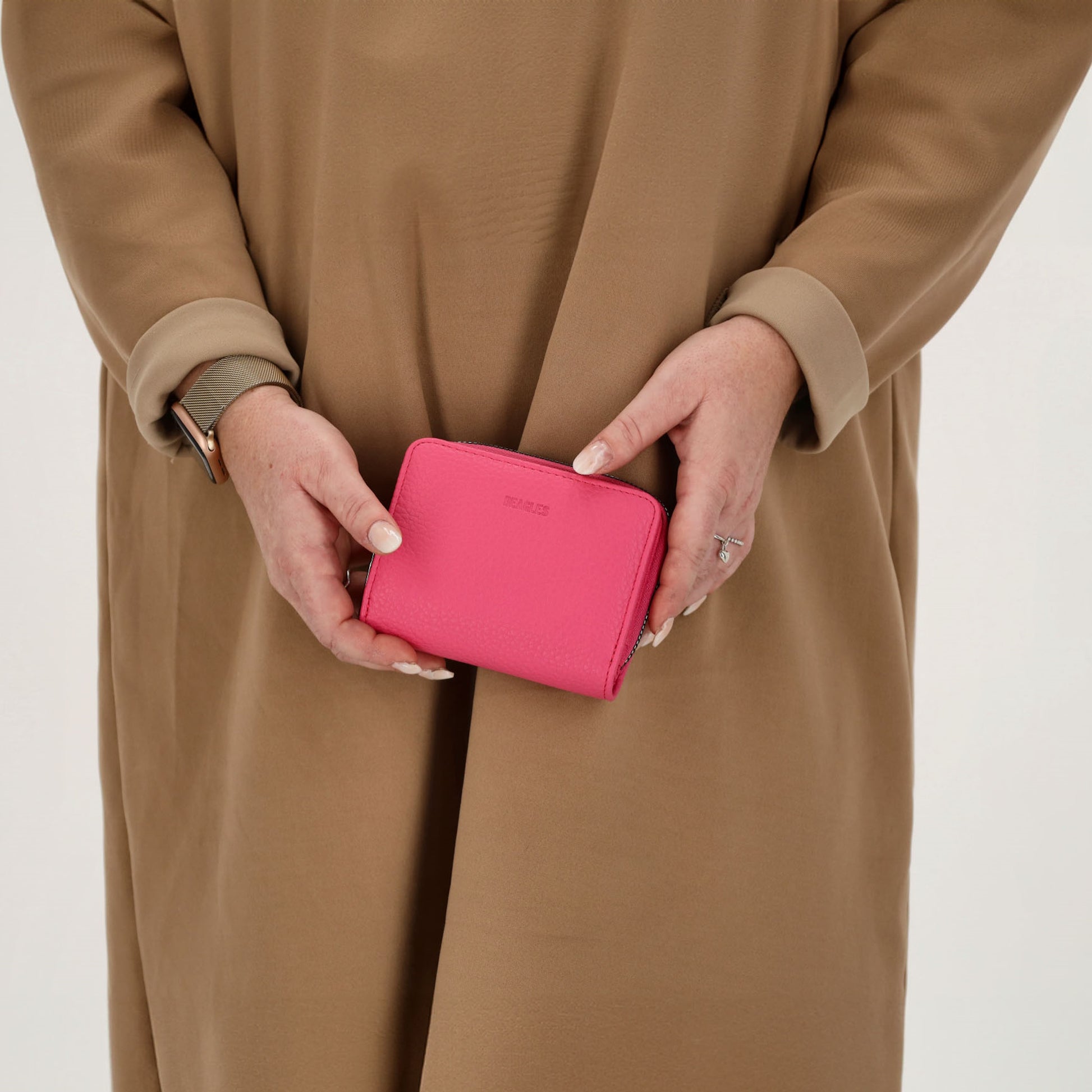 Damenbörse 12x9cm im Querformat in Pink mit Druckknopf - leder-accessoires.com