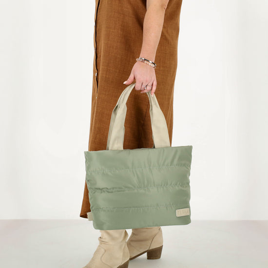 Shopper gesteppt 42x30cm in Mint aus Kunstleder - leder-accessoires.com