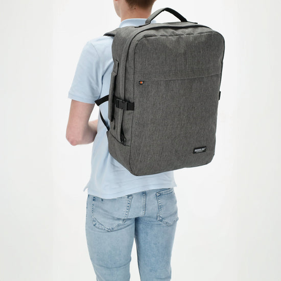 Rucksack-|Reisetaschenfunktion 36 x 50cm in Grau mit Reißverschluss - leder-accessoires.com