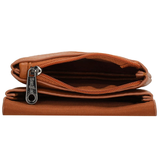 Geldbörse 10x9cm in Cognac mit Überschlag in weichem Leder - leder-accessoires.com