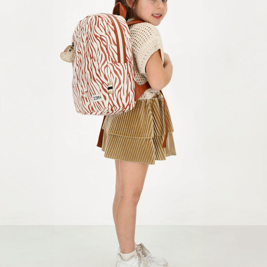 Kinderrucksack 25x35cm mit Zebra-Muster in Braun|Weiß - leder-accessoires.com