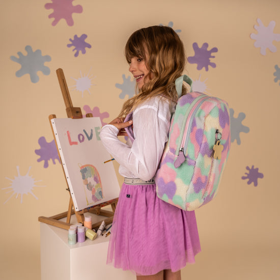 Kinderrucksack 25x35cm mit Kuhmuster-Fell in Multicolor - leder-accessoires.com