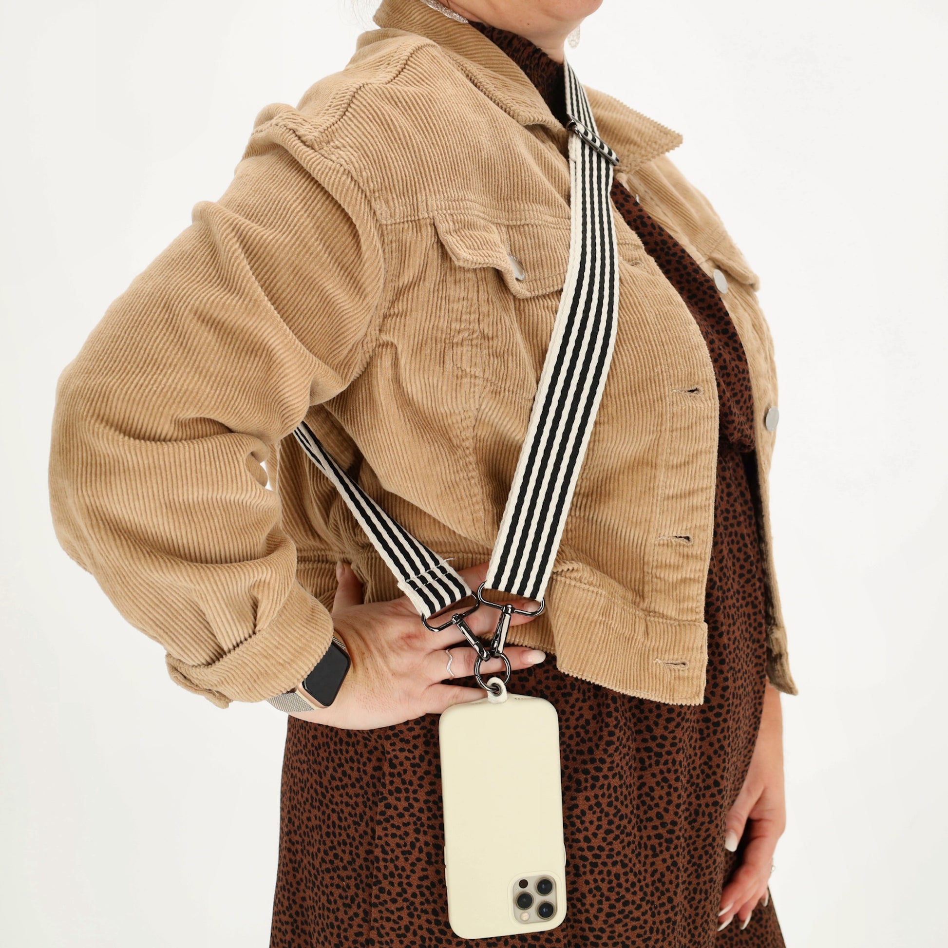 Taschenriemen|Wechselriemen 140cm in Schwarz|Weiß gestreift mit Karabiner - leder-accessoires.com