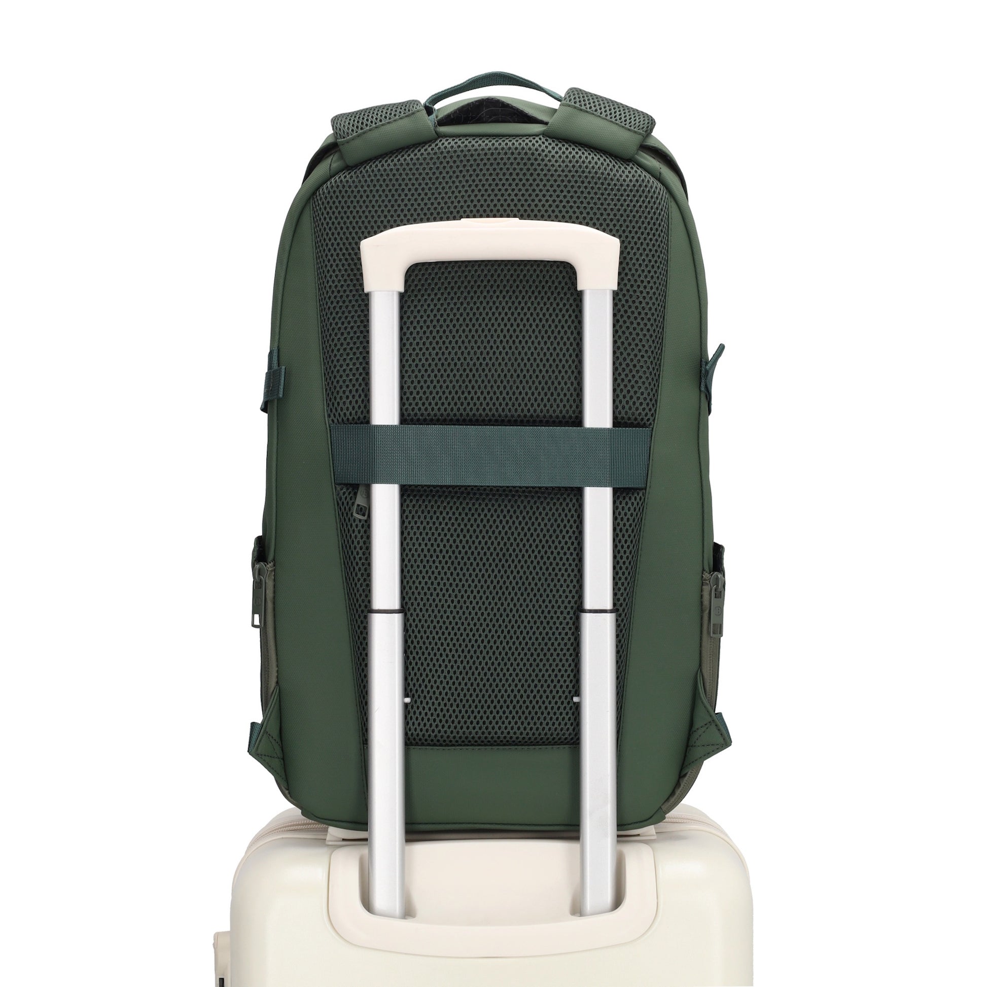 Rucksack 47x30cm in Dunkelgrün mit Brustgurt und Aufsteckfunktion - leder-accessoires.com
