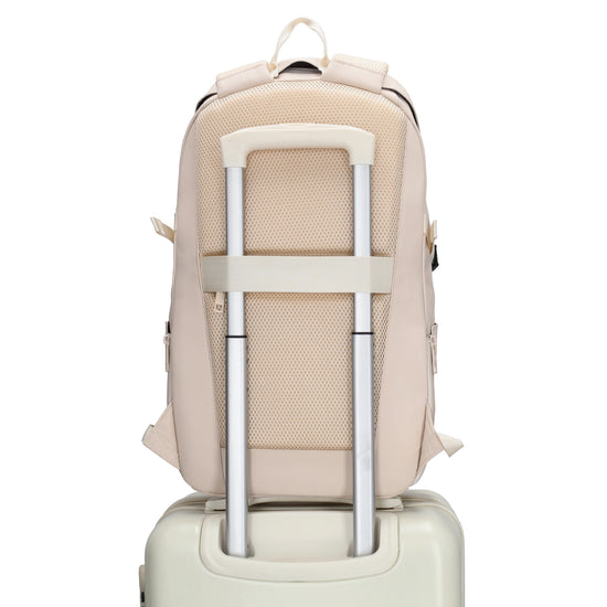 Rucksack 47x30cm in Creme mit Brustgurt und Aufsteckfunktion - leder-accessoires.com