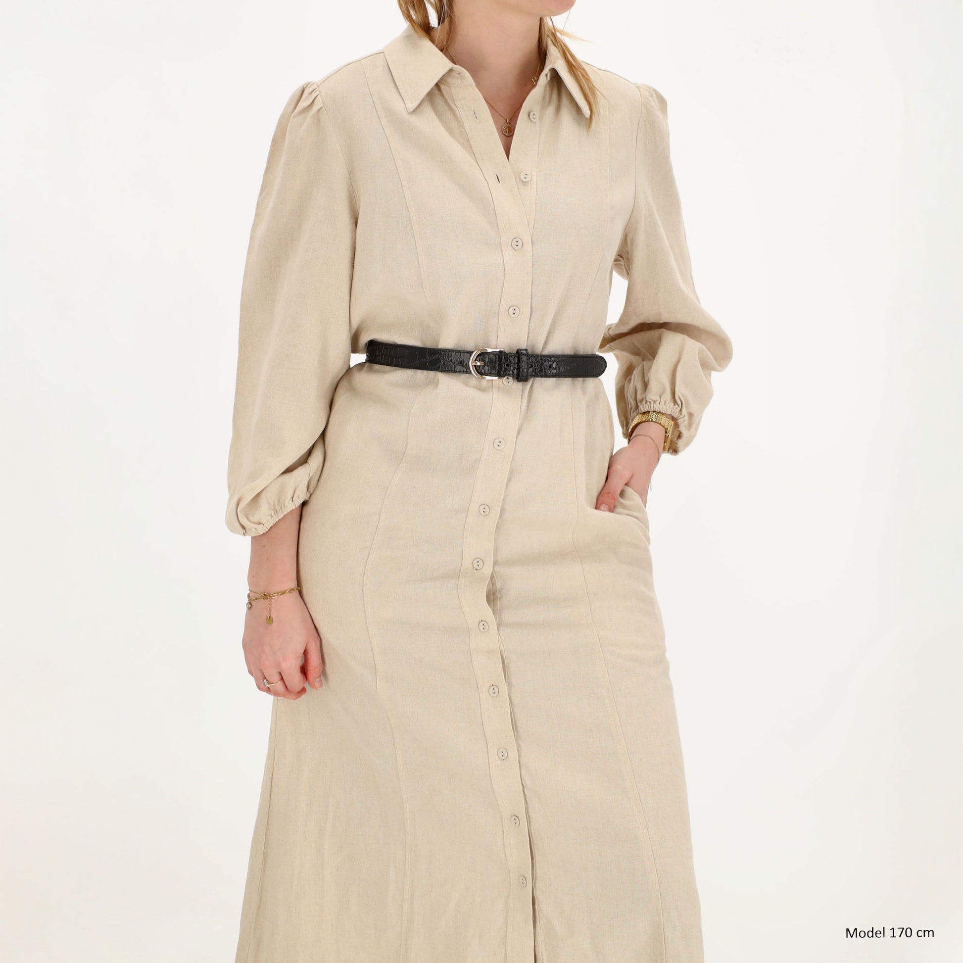 Schwarzer Ledergürtel mit Kroko-Prägung – 2,5cm Breit, Ovale Schließe in Gold - leder-accessoires.com