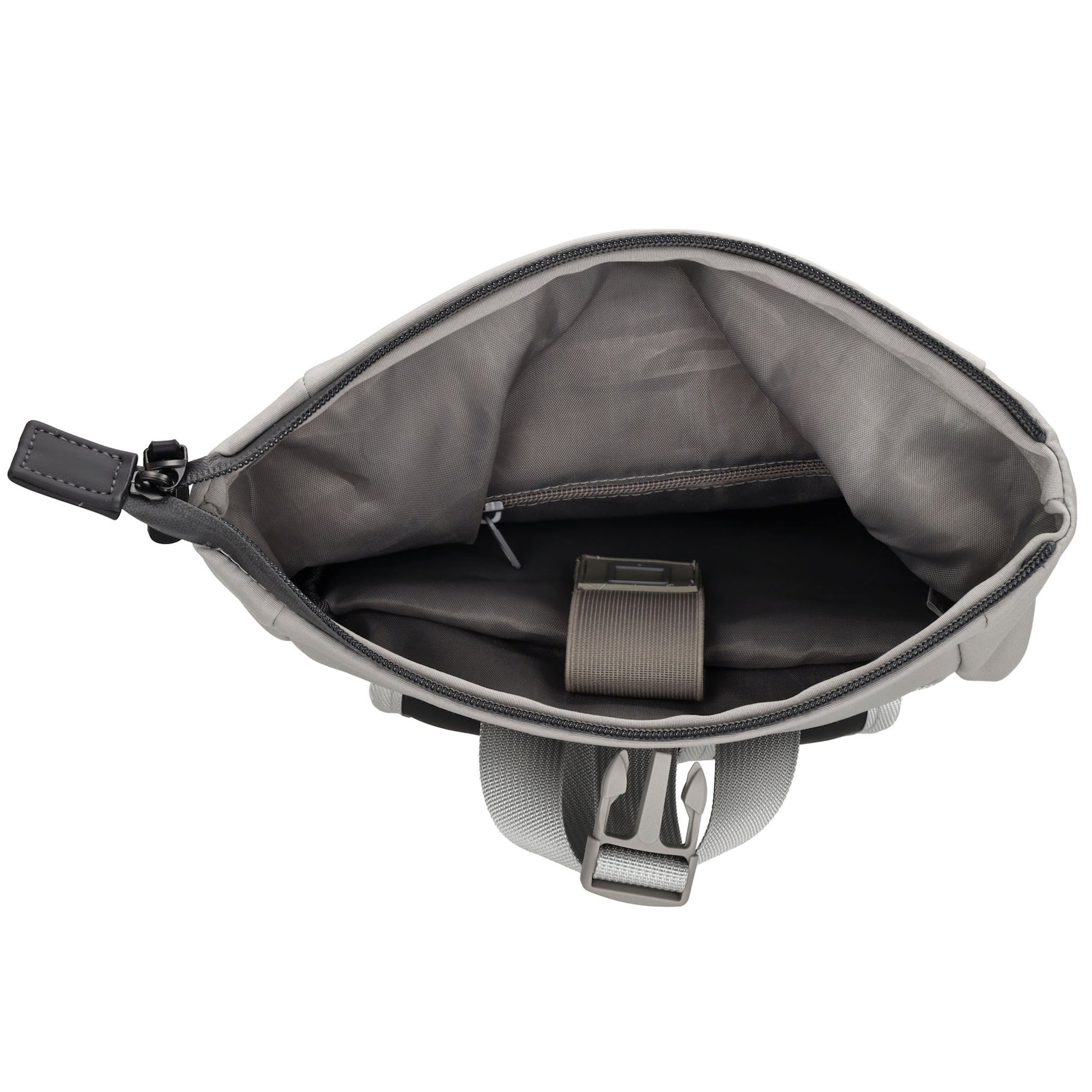 Rucksack 38x29cm in Grau mit Überschlag und Reißverschluss - leder-accessoires.com