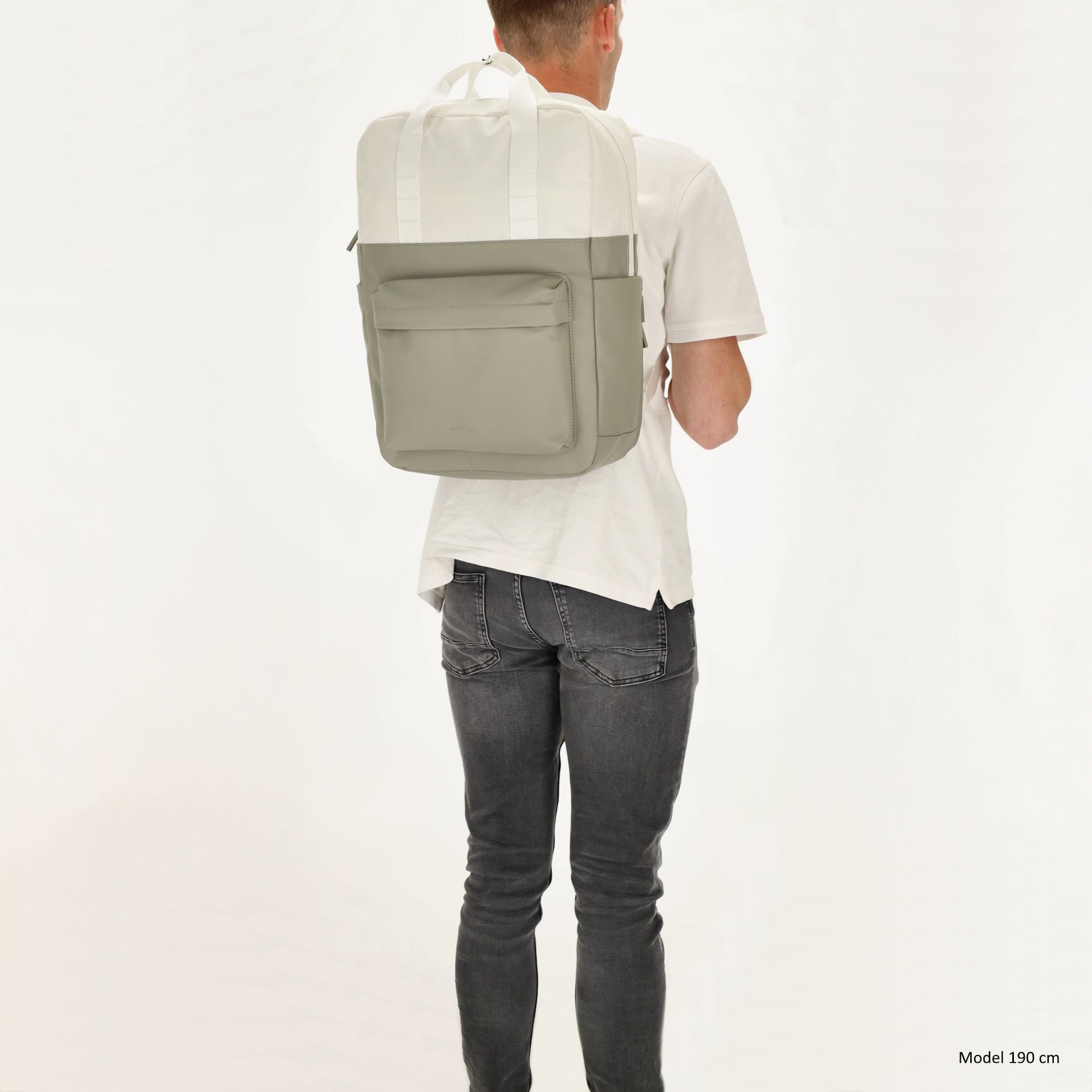 Rucksack 31 x 44 x 12cm in Natur Grün aus Nylon|Polyester - leder-accessoires.com