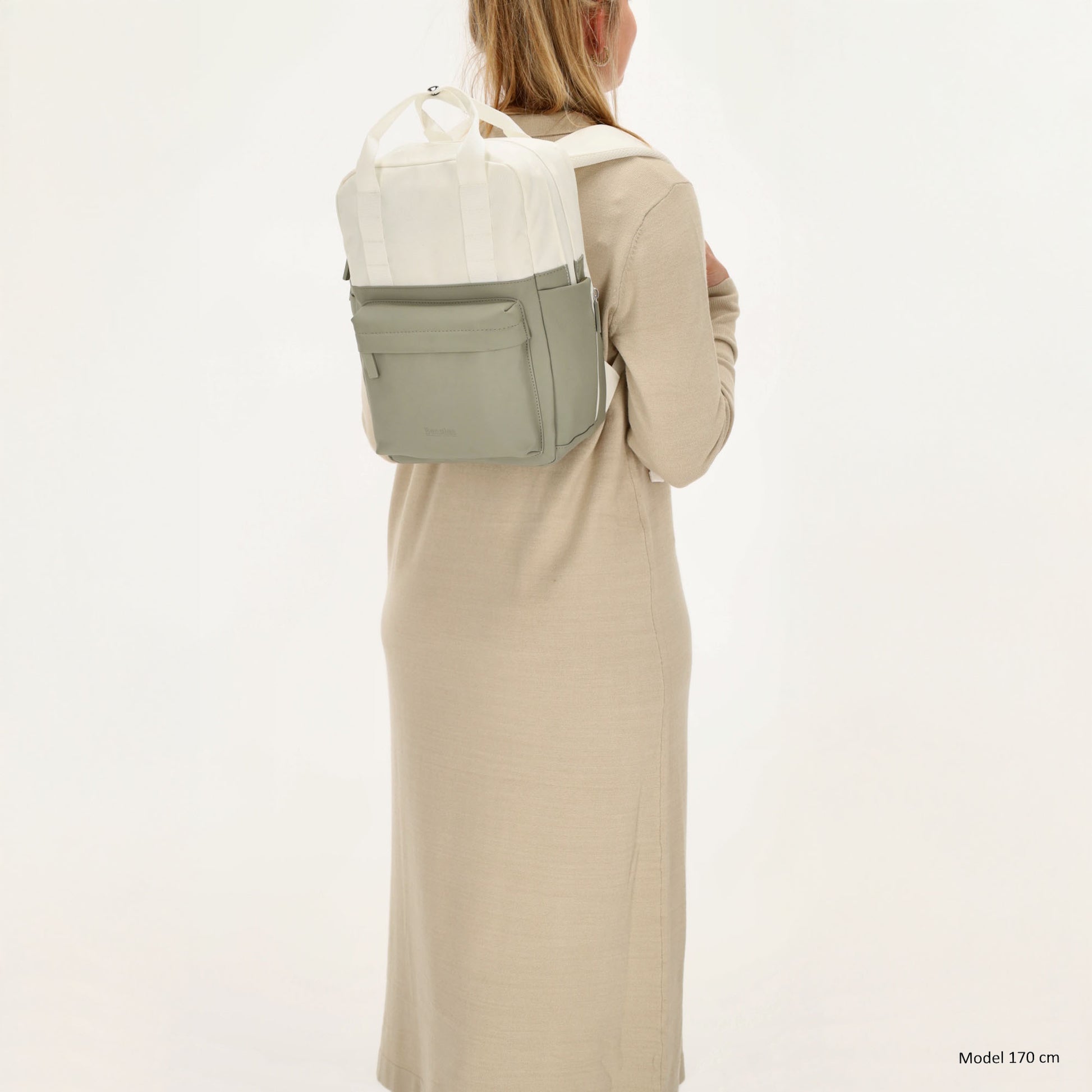 Rucksack 33 x 23,5 x 9cm in Grün aus Nylon|Polyester - leder-accessoires.com