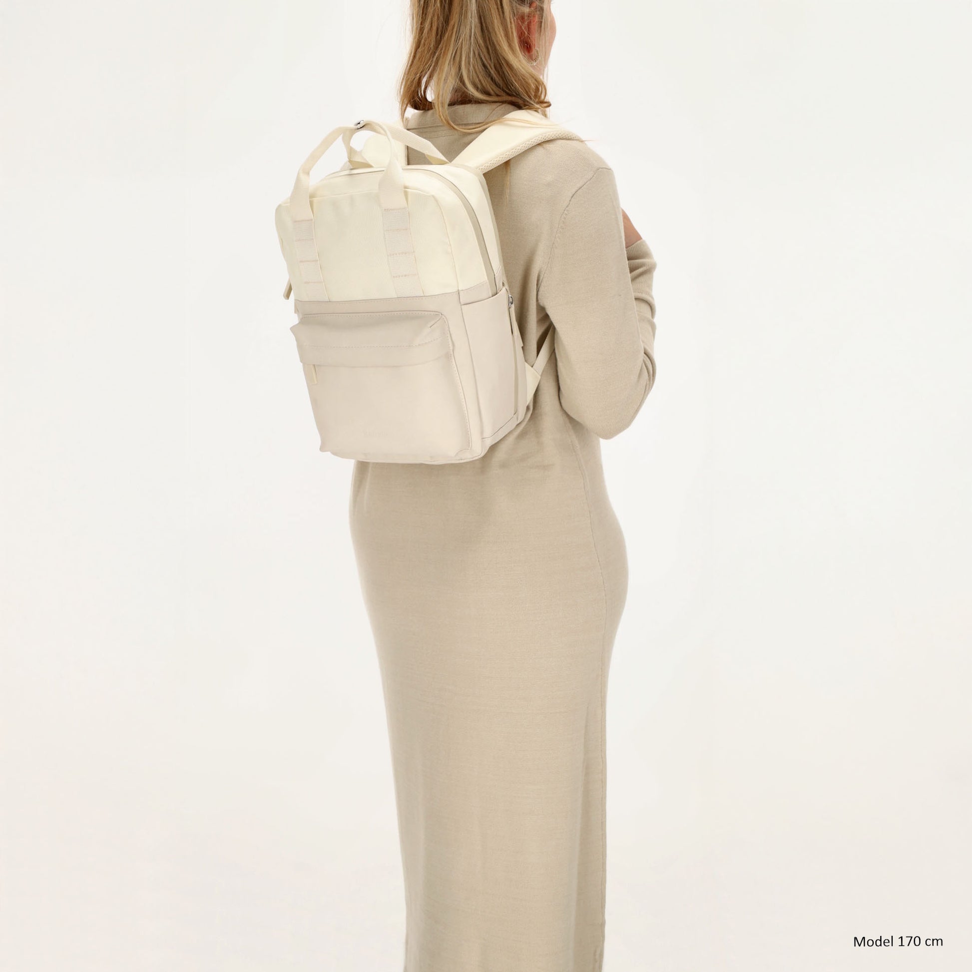 Rucksack 33 x 23,5 x 9cm in Natur aus Nylon|Polyester - leder-accessoires.com