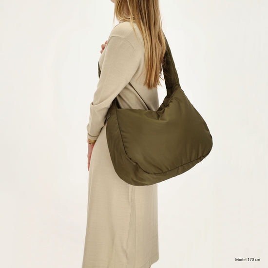 Schultertasche 35x32cm Oliv aus Nylon|Polyester - leder-accessoires.com