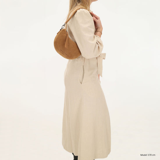 Wildleder Halbmond Tasche 22x16cm Cognac Crossbody - leder-accessoires.com