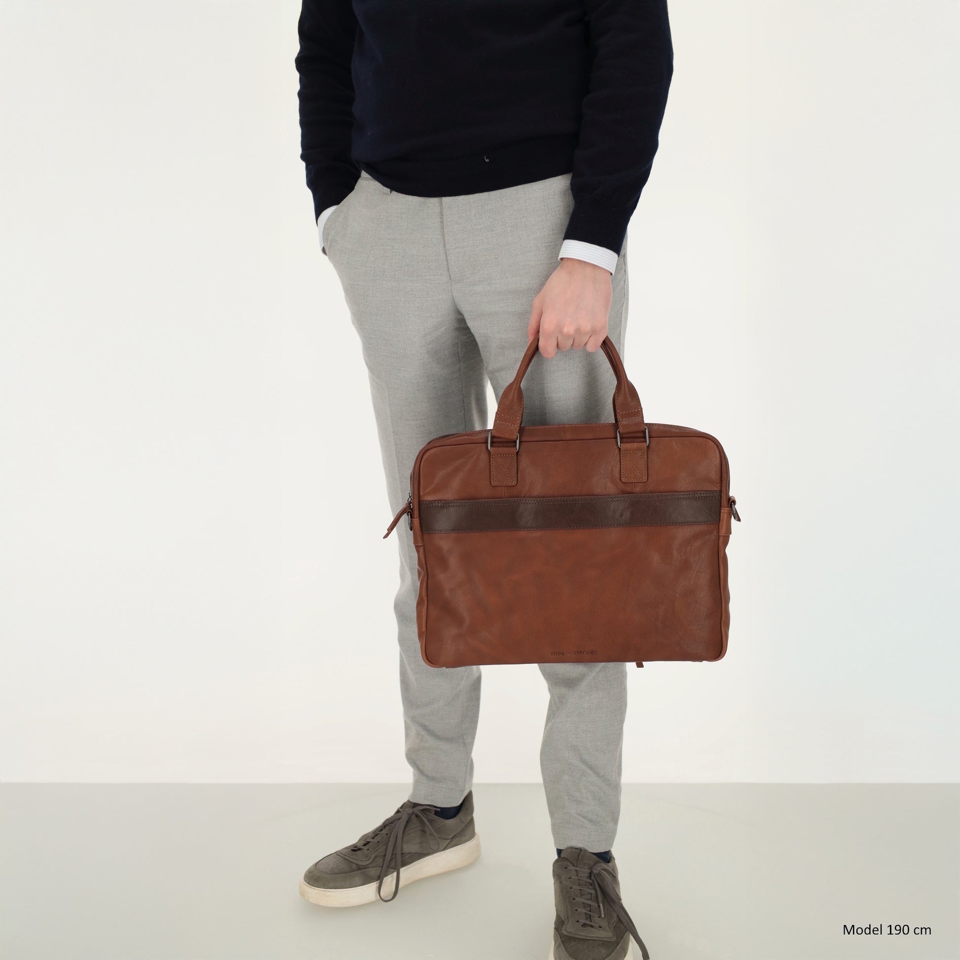 Business-| Laptoptasche 39x30x8cm in Cognac mit Reißverschluss - leder-accessoires.com