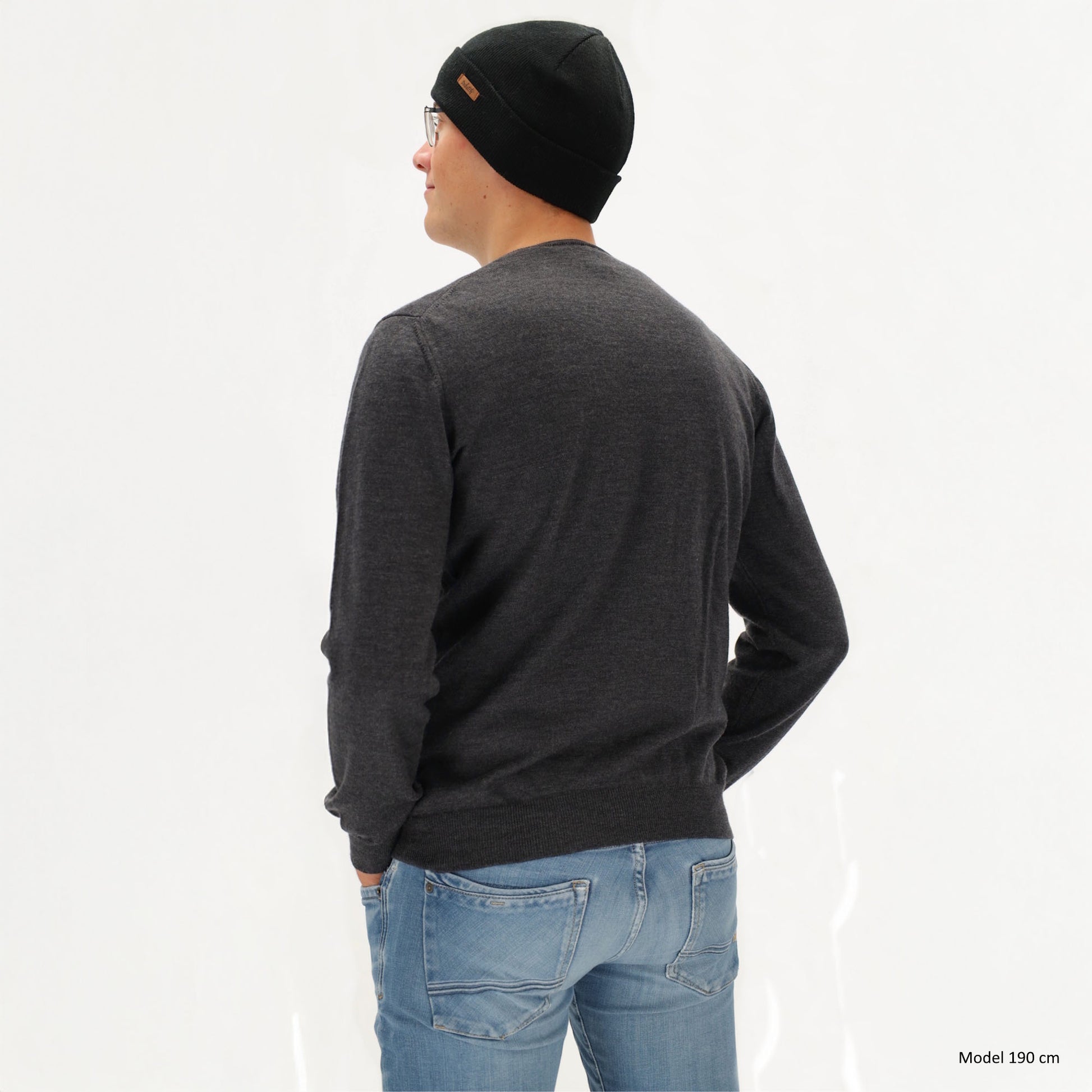 Herren-Wintermütze Schwarz 22x21,5cm mit Strickmuster und Fleecefutter - leder-accessoires.com