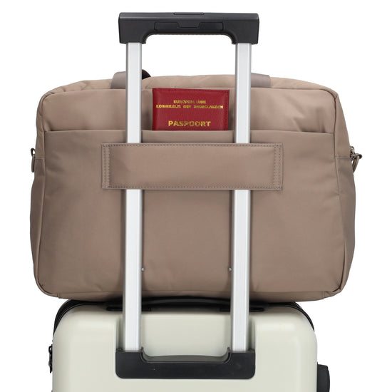 Reisetasche 41 x 28cm in Taupe mit Aufsteckfunktion - leder-accessoires.com