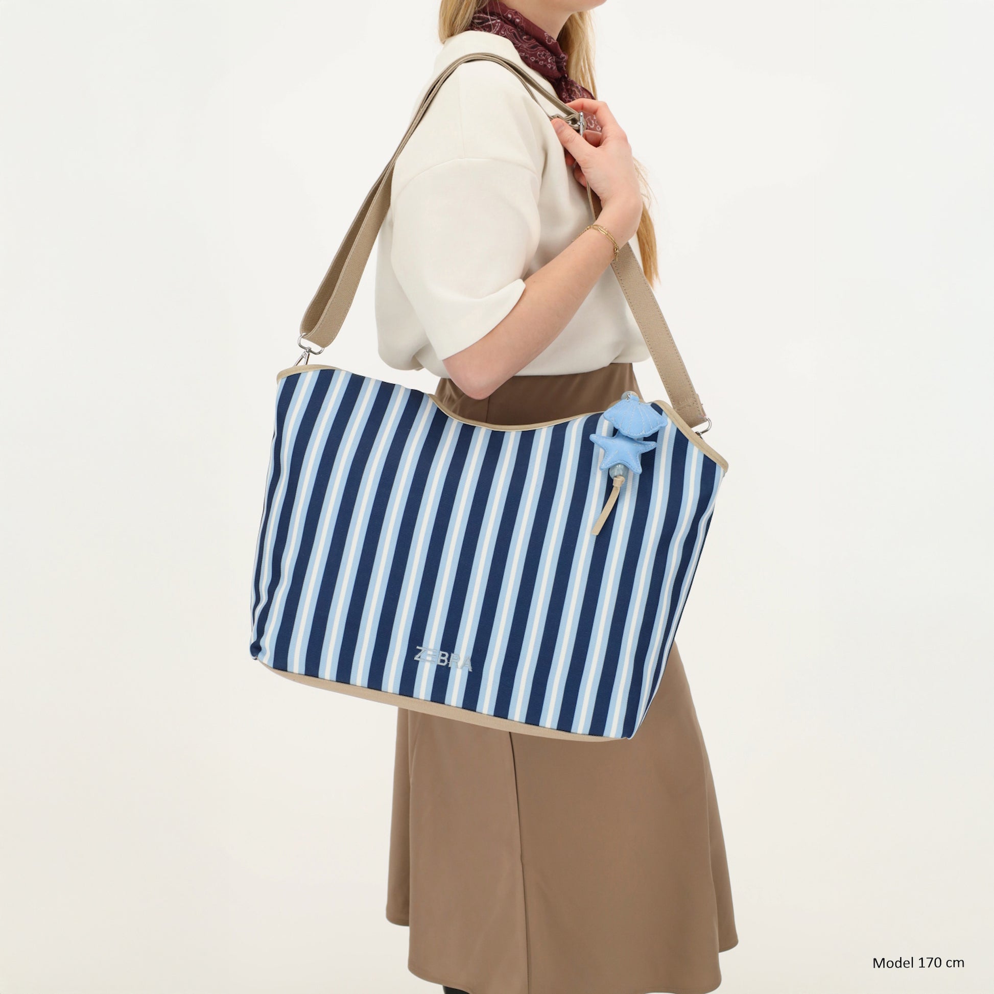 Shopper | Strandtasche 51x32cm Blau gestreift mit Reißverschluss - leder-accessoires.com