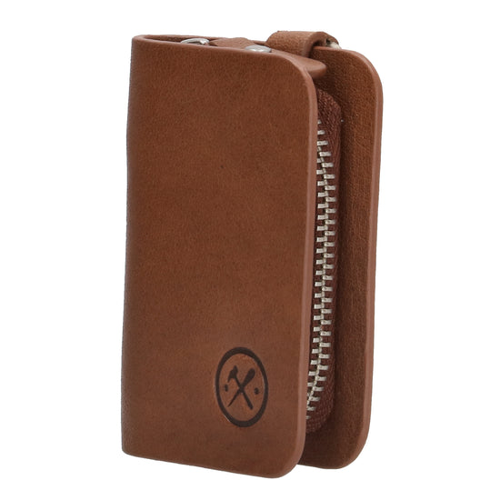 Schlüsseletui 7,5x9cm in Cognac aus Leder mit Karabiner - leder-accessoires.com