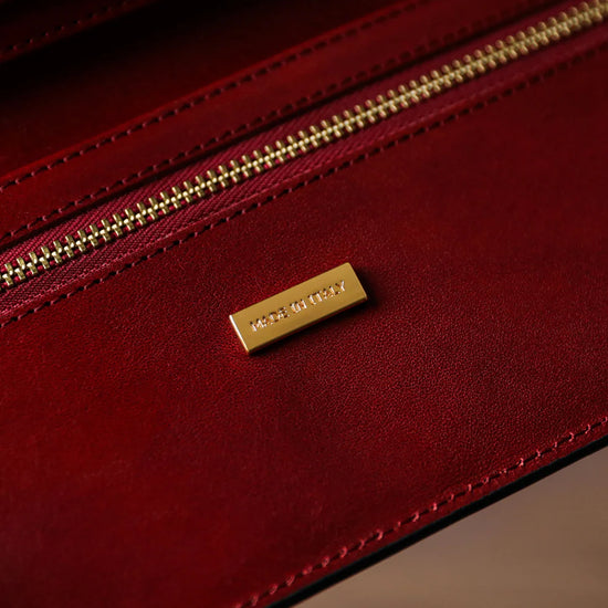 Lederbörse 20,5x10cm in Rot mit Kartenfächer aus Leder - leder-accessoires.com