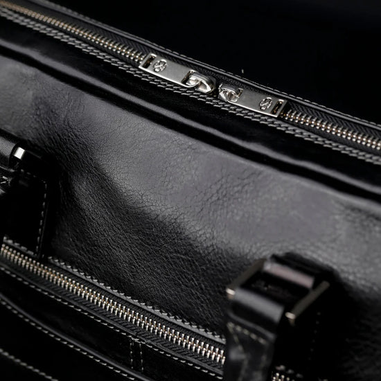 Business-| Dokumententasche 37,5 x 28m in Schwarz mit Reißverschluss und Vortasche - leder-accessoires.com