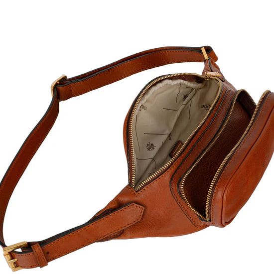 Gürteltasche|Bodybag aus Leder in Cognac mit Reißverschluss und Vortasche - leder-accessoires.com