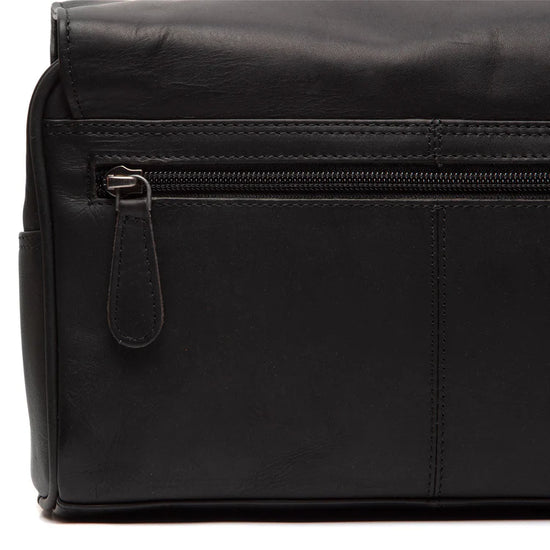 Kulturtasche 25x17x10cm in Schwarz zum Hängen aus Leder - leder-accessoires.com