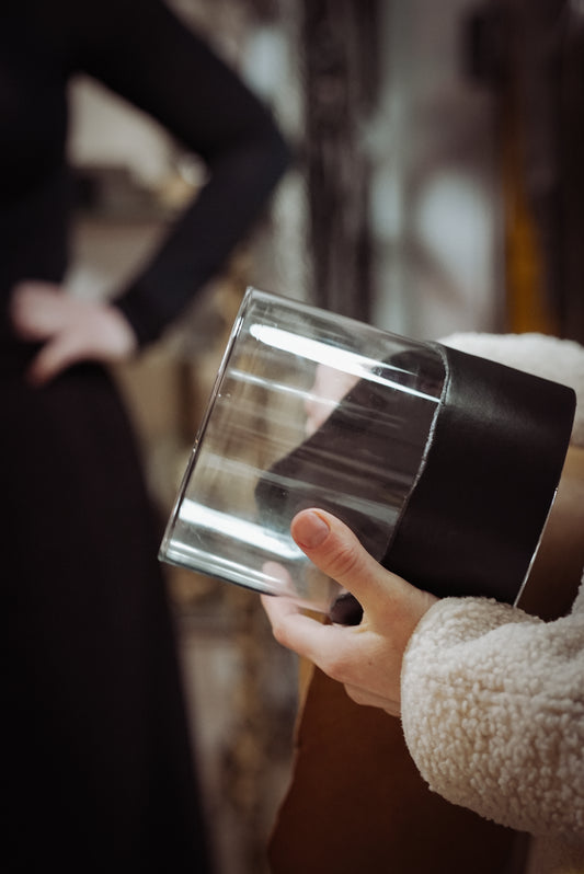 GLAS TRIFFT LEDER – Dein Design-Workshop │ 21. MÄRZ 2026 - leder-accessoires.com