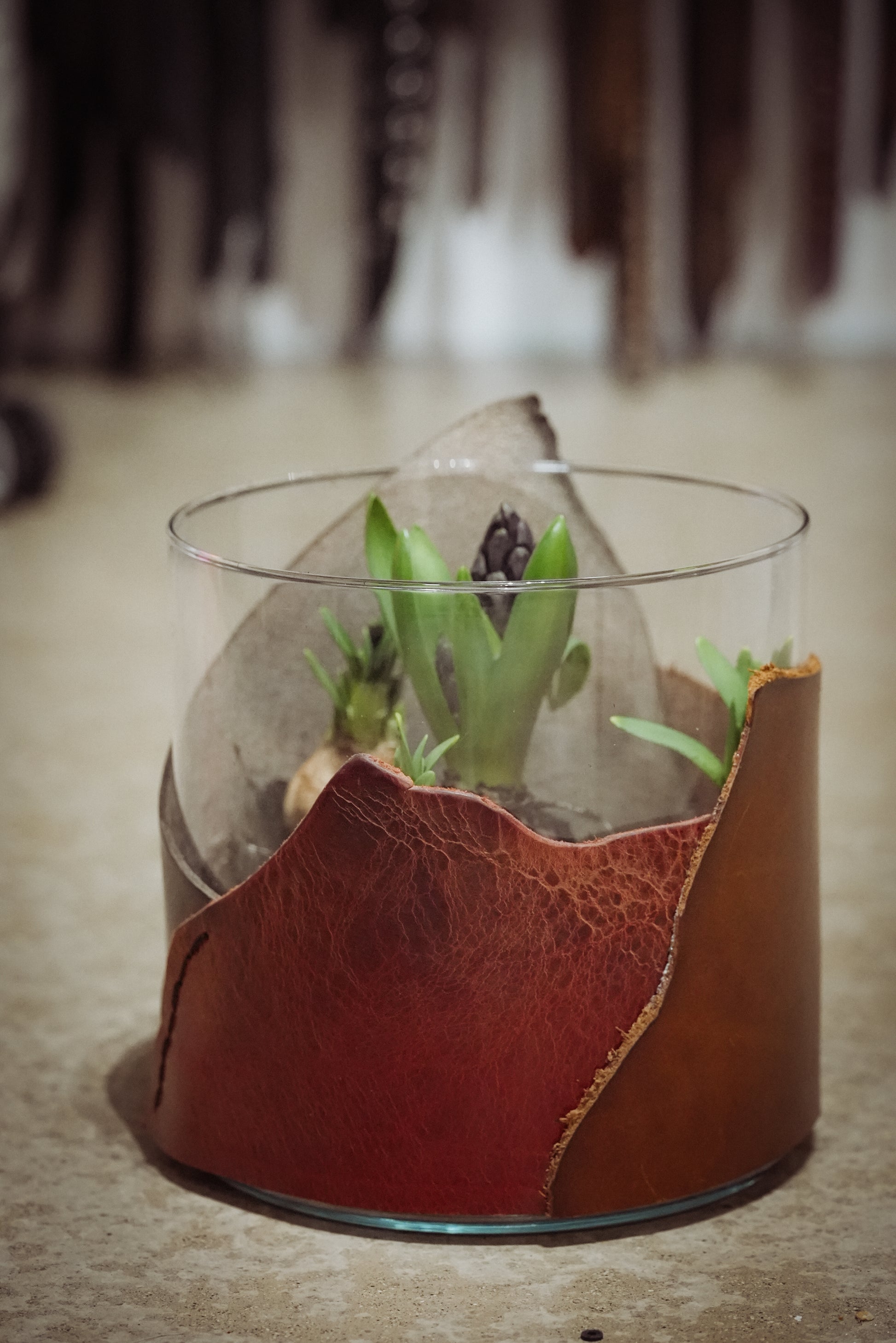 GLAS TRIFFT LEDER – Dein Design-Workshop │ 21. MÄRZ 2026 - leder-accessoires.com