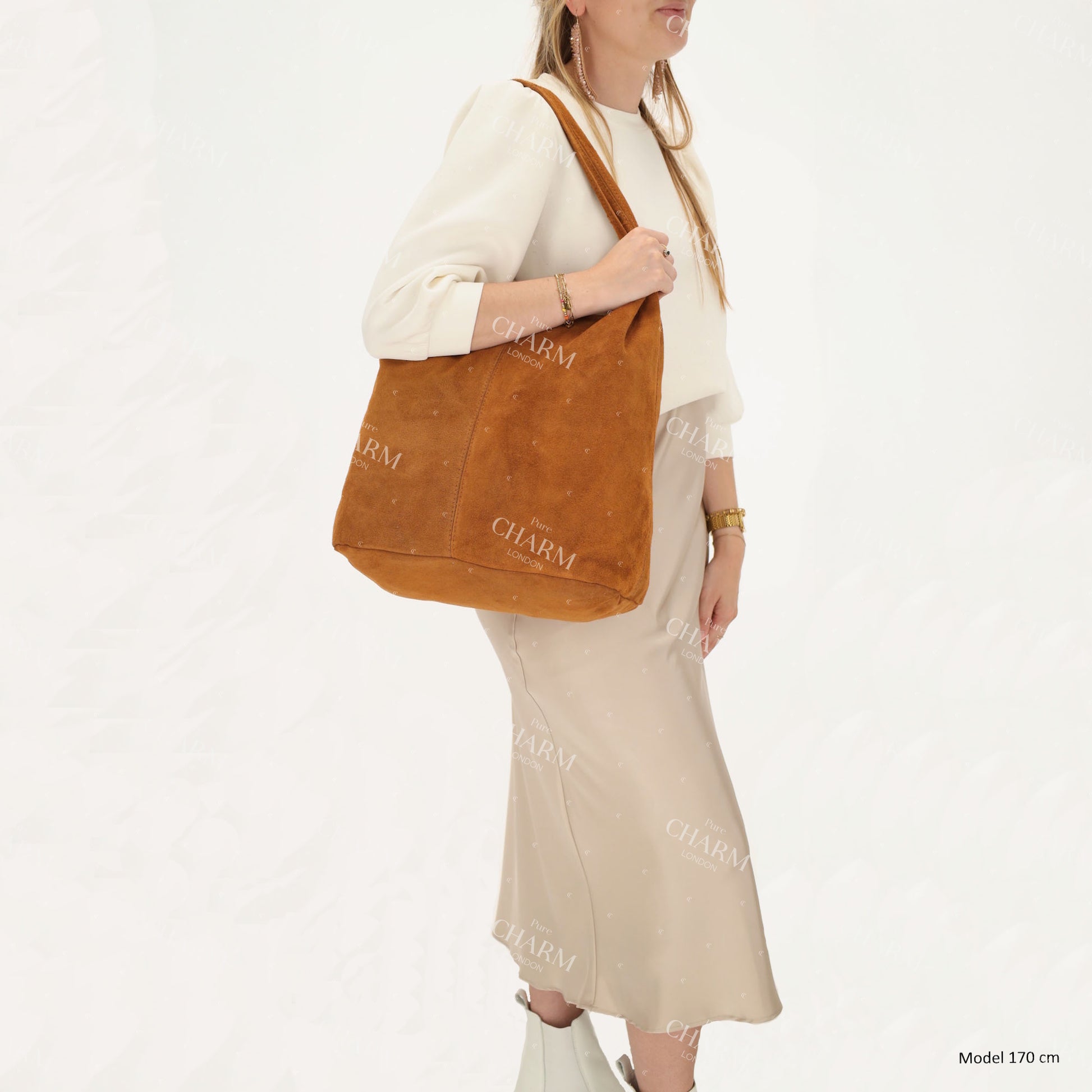 Umhängetasche 36,5x30cm in Cognac mit Reißverschluss - leder-accessoires.com
