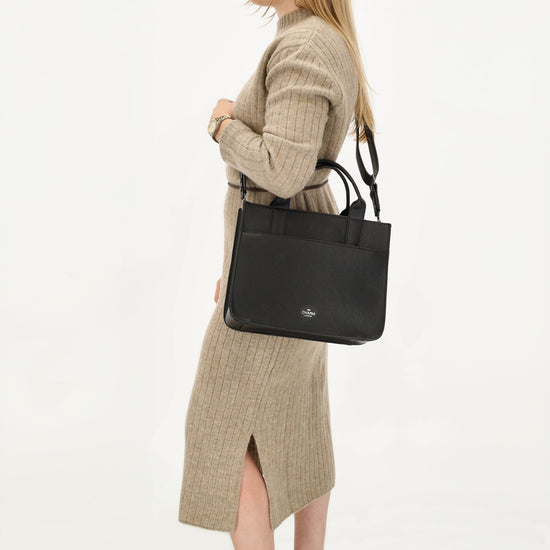 Shopper 30x24,5cm in Schwarz mit Reißverschluss und Kurzgriff - leder-accessoires.com
