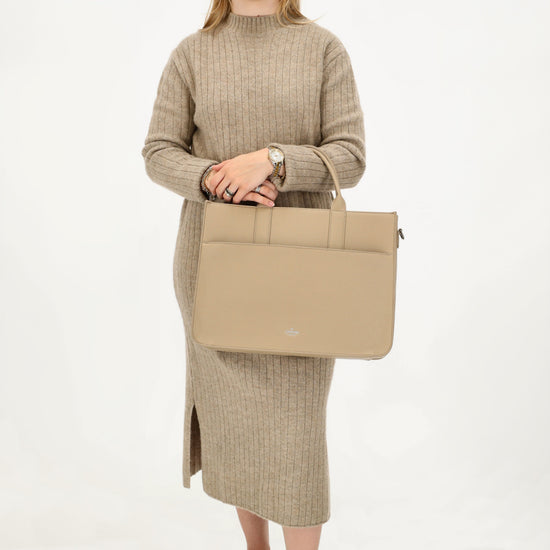 Shopper 40x29,5cm in Helltaupe mit Reißverschluss und Kurzgriff - leder-accessoires.com